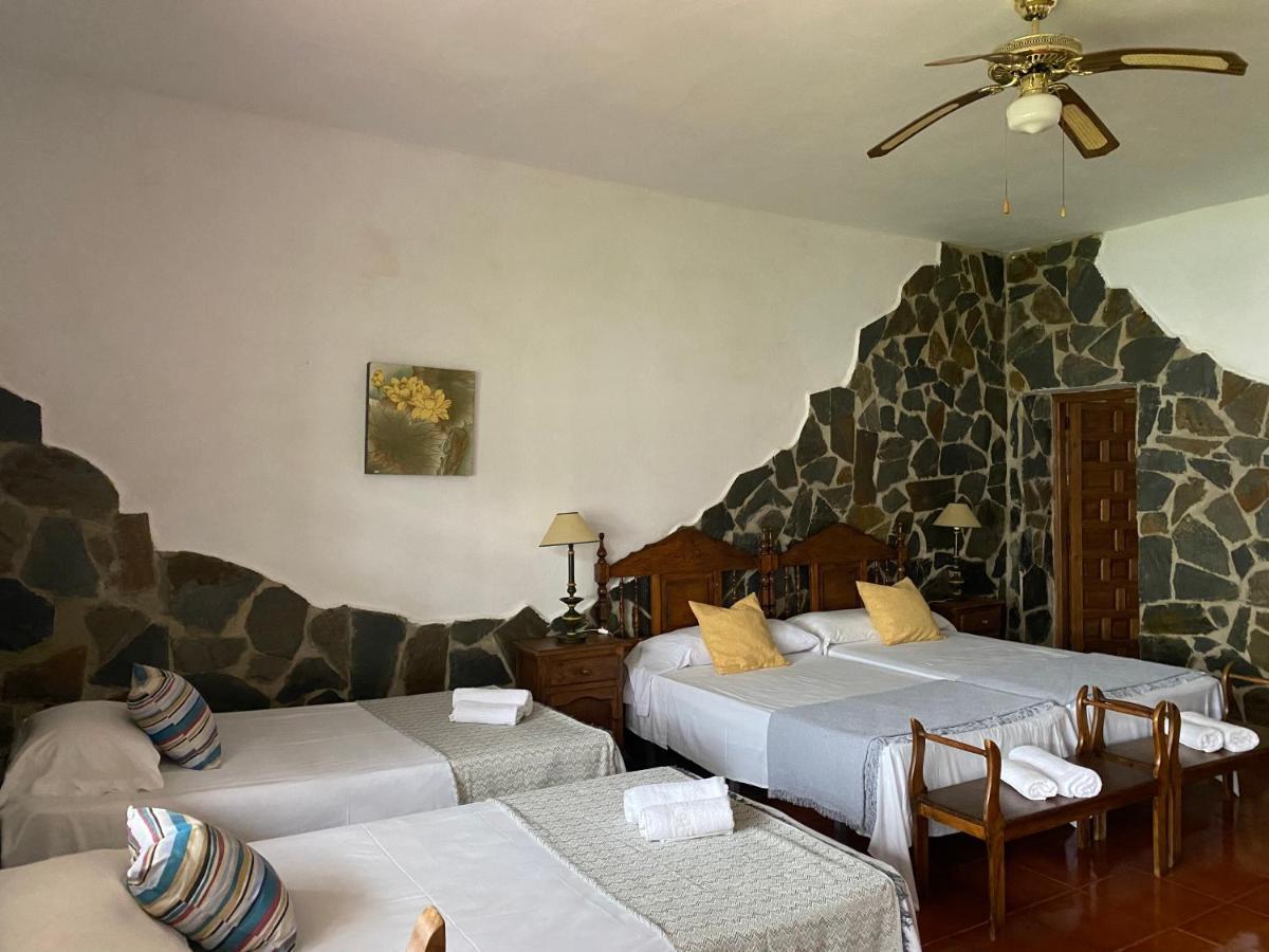 Hotel Rural Villa Torreaguila Бадахос Экстерьер фото