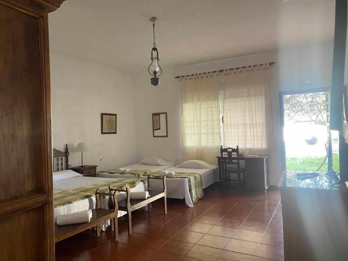 Hotel Rural Villa Torreaguila Бадахос Экстерьер фото